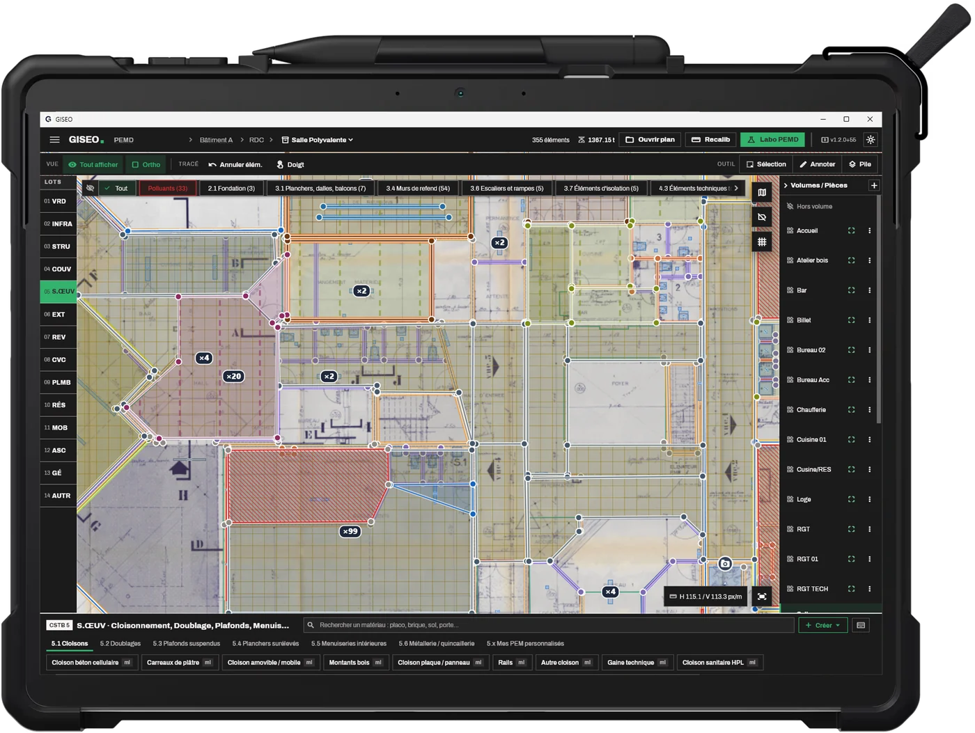 La même tablette, application en thème sombre.